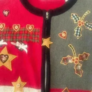 Vintage Christmas Embroidered Sweater Patchwork Medium Ugly Christmas Sweat thumbnail 3