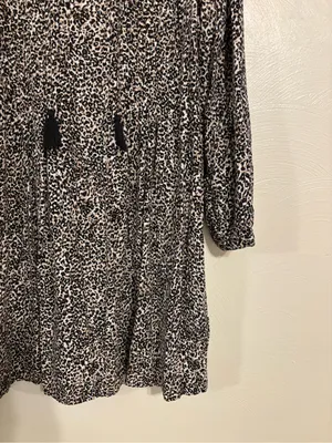 Old Navy Leopard Print Dress Large L Rayon Tassel Tie Long Sleeve Boho thumbnail 7