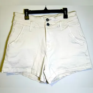KUT from the Kloth Jane high rise short white size 8 thumbnail 1