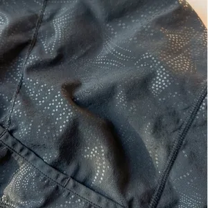 Lululemon black women’s speed up shorts 4inch inseam thumbnail 5