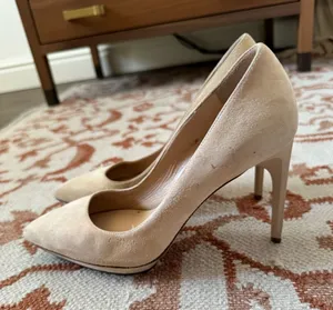 DVF Diane von Furstenberg Nude Pointed-Toe Stiletto Pumps 6.5 thumbnail 1