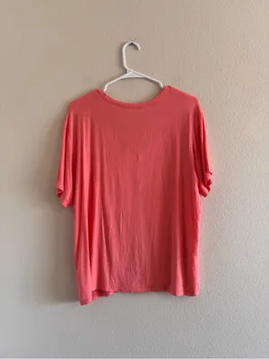 NWT American Eagle Outfitters Coral V-Neck Short Sleeve Tee thumbnail 3
