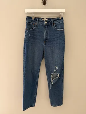 Abercrombie Curve Love High Rise Mom Jeans 26 2S thumbnail 3