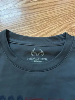 Realtree American flag t shirt thumbnail 2