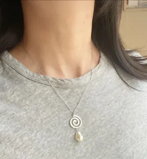 Handmade stainless steel spiral swirl uzumaki & pearl necklace🌀 thumbnail 7