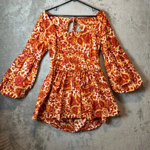 Love The Label Anthropologie Melba Orange Pink Floral Tie Back Blouse‎ Size XL thumbnail 1