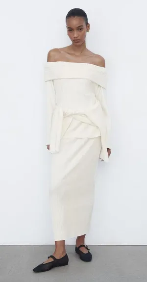 NWT White BRUSHED RIBBED PENCIL SKIRT. Size Medium thumbnail 4