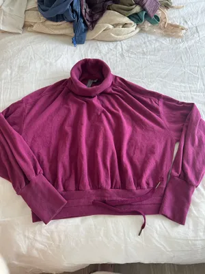 Sweaty Betty Cropped Long Sleeve Sweatshirt Small thumbnail 1