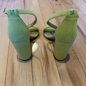 Sam Edelman Yaro Block Heel Sandals - lime green! Size 6! thumbnail 4