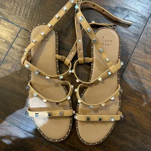 Target sandals thumbnail 6