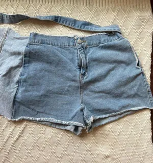 Cloud Ten jean skirt style shorts with strap closure and zipper size m women’s thumbnail 8