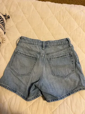 Hollister shorts  thumbnail 2
