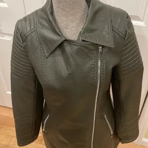 Love Token olive green vegan leather with faux fur removable collar moto jacket thumbnail 5