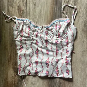 Edikted Top Corset thumbnail 1