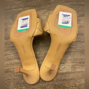Vince Camuto Sandals Womens Size 9 Tan Leather Square Toe‎ Slip On Woven Heels thumbnail 6