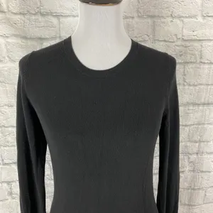 women M Crewneck Longsleeve classic sweater black thumbnail 3
