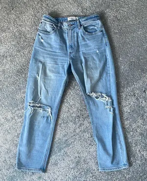 Abercrombie Curvy Love High Rise Mom Jean (short length) thumbnail 1