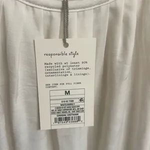 ✨A New Day Women's Balloon Long Sleeve Femme Popover Cream Sz Medium Shirt✨ thumbnail 8