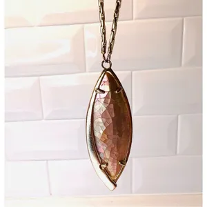 Kendra Scott Milla Mother of Pearl Gold Thick Slide Necklace‎ thumbnail 4