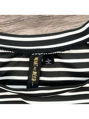 Want and Need Black White Stripe Cold Shoulder Dress Size Large SKU#C24319 thumbnail 5