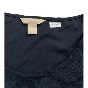 Banana Republic Women Size Small Navy Blue Lace Short Sleeve Blouse (34-542) thumbnail 4