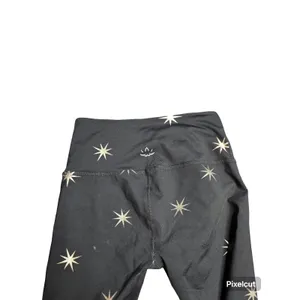 Beyond Yoga‎ High Waist Midi Leggings Size: S thumbnail 4