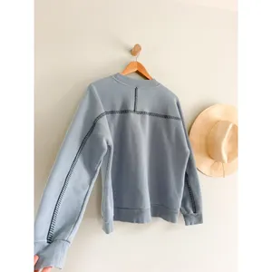 UGG | Classic Crewneck Whipstitch Sweatshirt in Blue | Sz M thumbnail 9