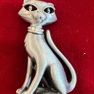 Vintage cat grey brooch thumbnail 3