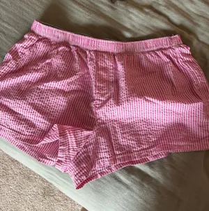 Aerie shorts thumbnail 1
