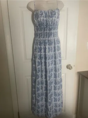 Abercrombie‎ & Fitch Blue and White Floral Smocked Maxi Dress Size ST thumbnail 6