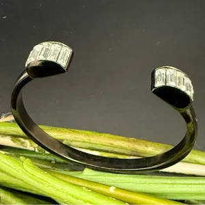 LIA SOPHIA Kiam Family Gunmetal Tone Rhinestones Crystal Cuff Bracelet 27g. thumbnail 2