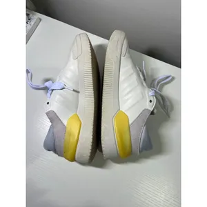 Adidas‎ Courtic Women 7.5 Sneakers White Grey Yellow Low Top HP9460 Shoes thumbnail 4