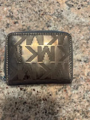 Michael Kors Wallet thumbnail 2