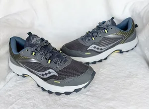 Saucony Women’s Grey and Yellow Trail Running Shoes 9.5 thumbnail 1
