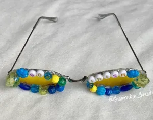 Notre Dame beaded sunglasses Gameday accessory thumbnail 4