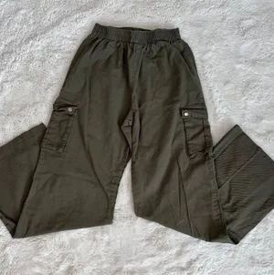 PrettyLittleThing Olive Green Cargo Pants Size 6 Wide Leg Utility thumbnail 1