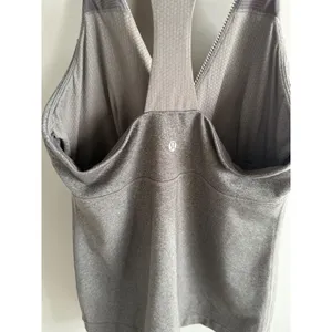 Lululemon Racerback Tank Top Gray Heather Striped‎ Trim Built In Bra Womens - 10 thumbnail 4