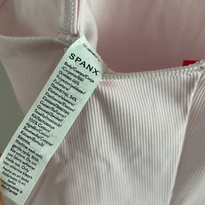 NWT Spanx Ribbed Cami Bodysuit Ice Pink 20360R Medium thumbnail 9