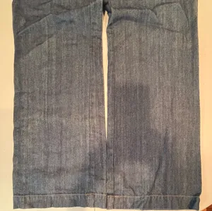 Eddie Bauer | ladies Vashon Fit, jeans. Size: 14 thumbnail 9