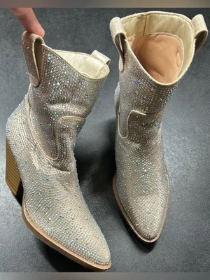 Forever Size 6.5 Women Cowboy Western Rhinestone River Silver Ankle Boots thumbnail 3