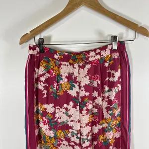 Ettitwa Anthropologie Burgundy Floral Wide Leg Pants Side Stripe‎ XS Boho Beach thumbnail 2