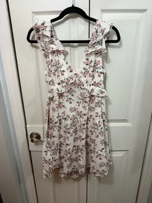 Francesca's Dress Floral thumbnail 2