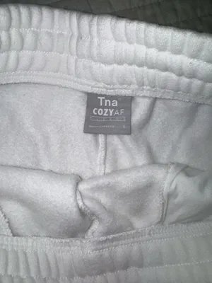 Aritzia Comfy White Shorts thumbnail 2