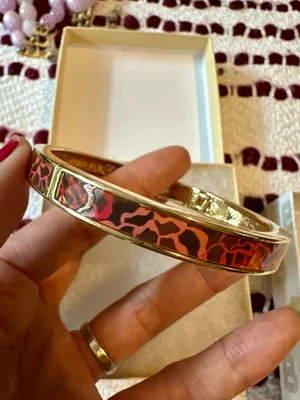 Sequin Gold-Tone Red pink brown Havana Patterned Bangle Bracelet NIB thumbnail 1