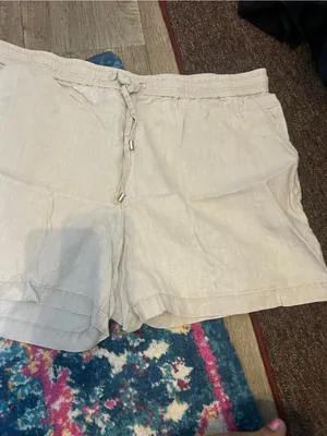 Tommy Bahama Light Beige Linen Blend Drawstring Women’s Shorts thumbnail 2
