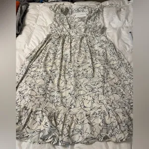 Anniewear Sketch Flower Midi Dress - NWT - Size XL Cream and Black Midi Dress thumbnail 4