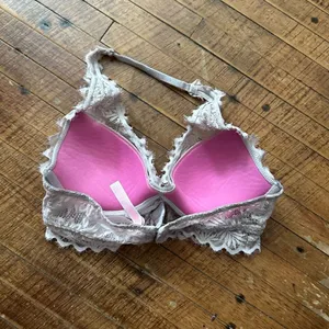 Victoria’s Secret S light pink lace wireless bralette thumbnail 2