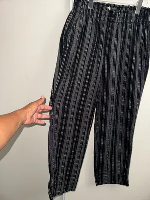 Briggs New York Black and Gray Vertical Stripe Joggers thumbnail 4