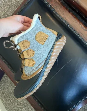 Sorel Booties thumbnail 4