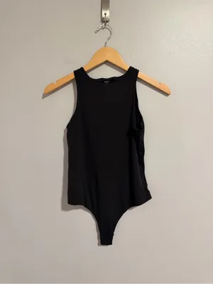 SKIMS Fits Everybody High Neck Bodysuit in Black size XL thumbnail 2